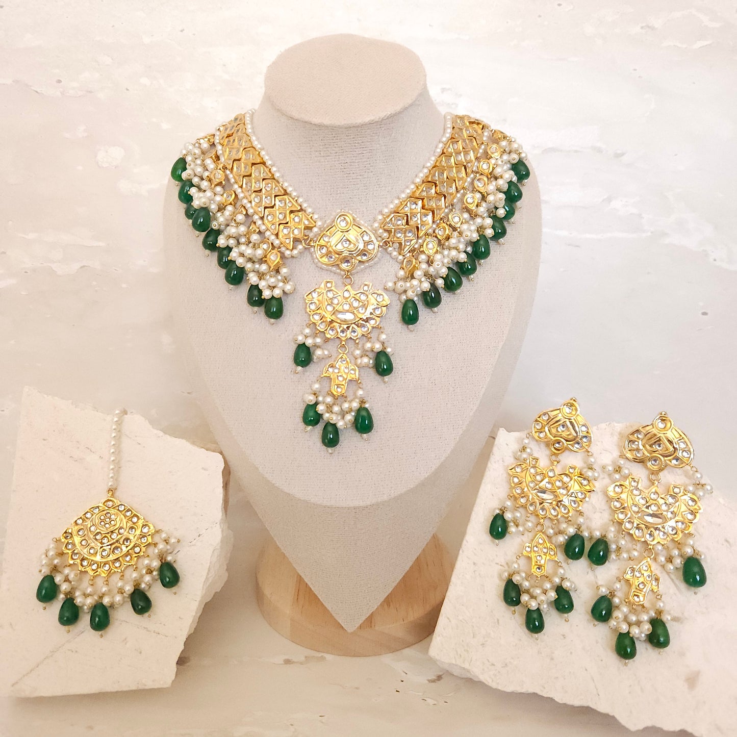 Amann necklace set with tikka