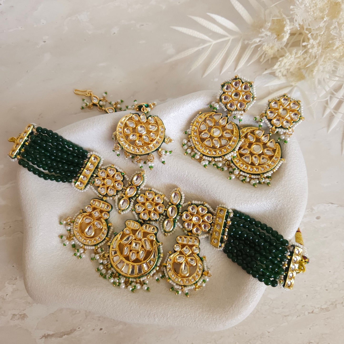 Ahana necklace set