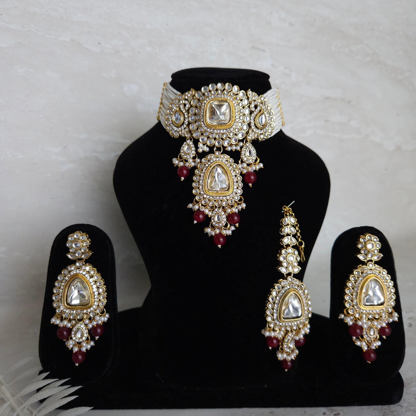 Jiya necklace set - Ruby