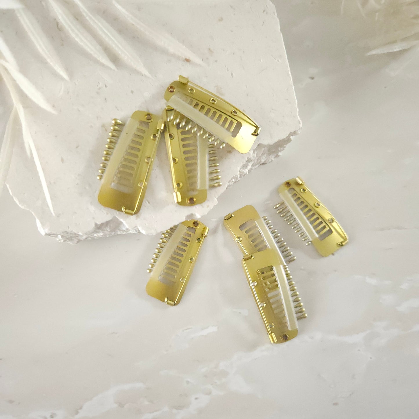 Dupatta Holding pins - gold