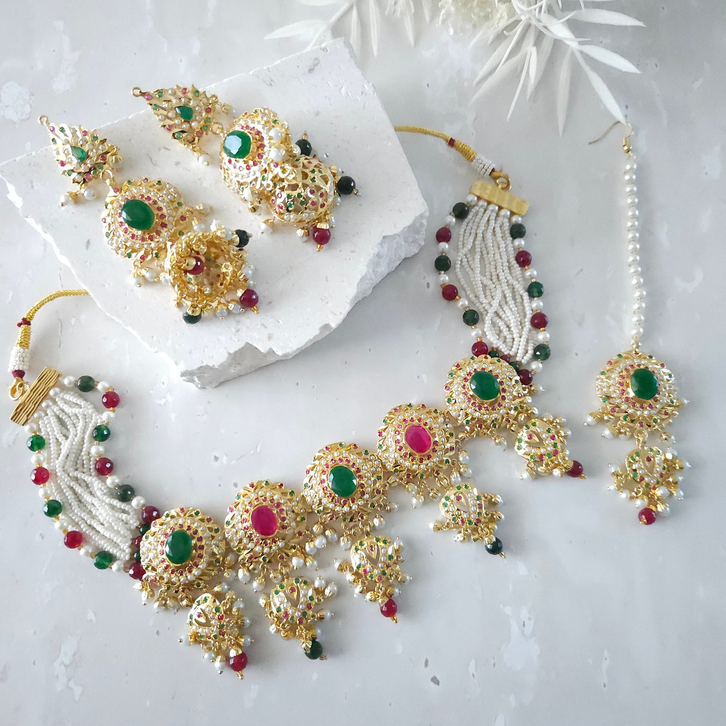 Bhavna necklace set - Ruby/Green