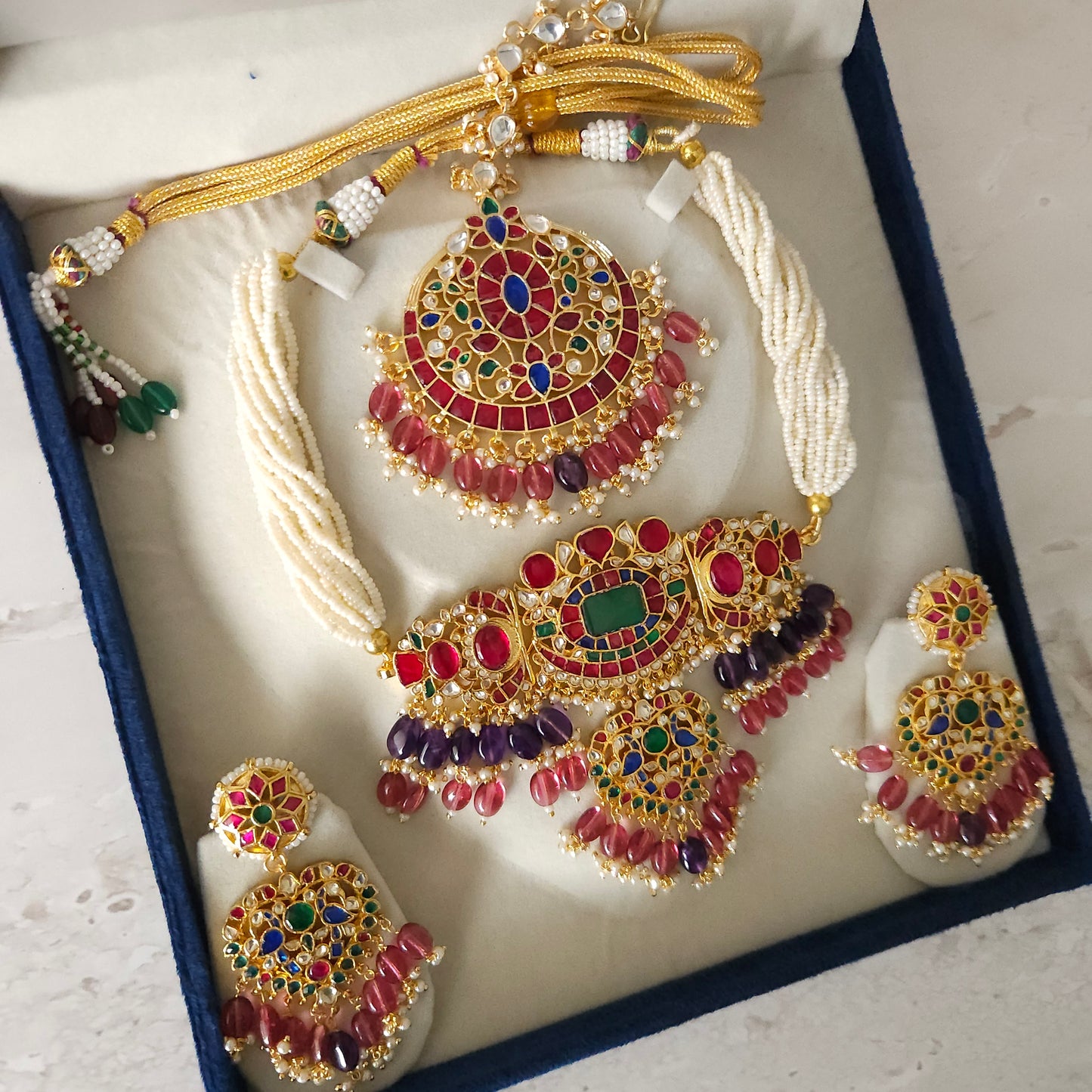 Rooh necklace set