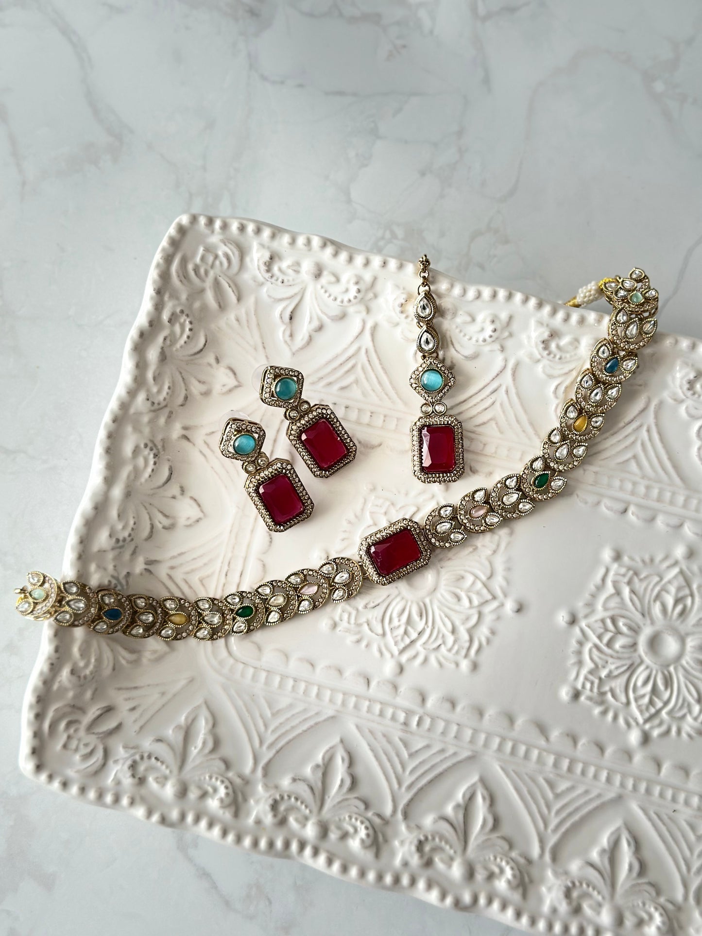 Alina necklace set - Multi