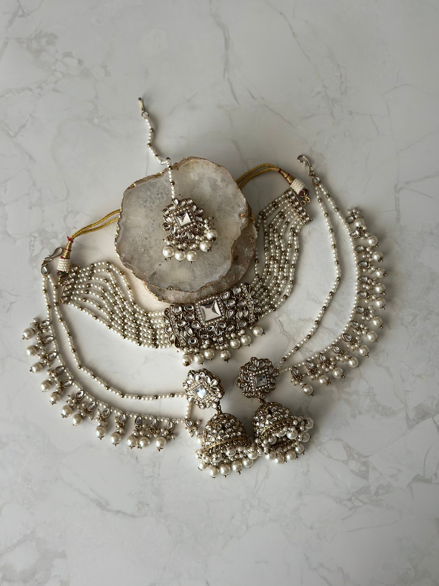Shamina necklace set - Pearl