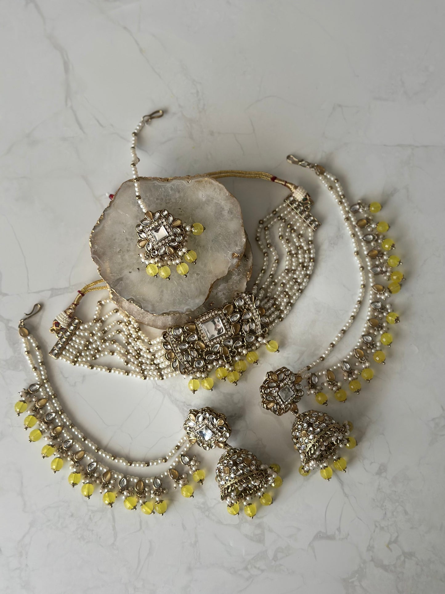 Shamina necklace set - Yellow