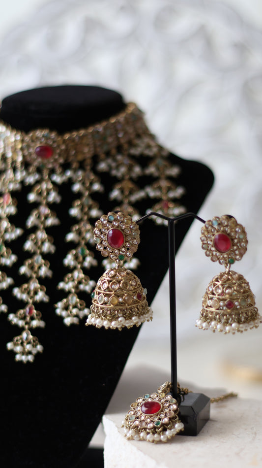 Taapsee Necklace set