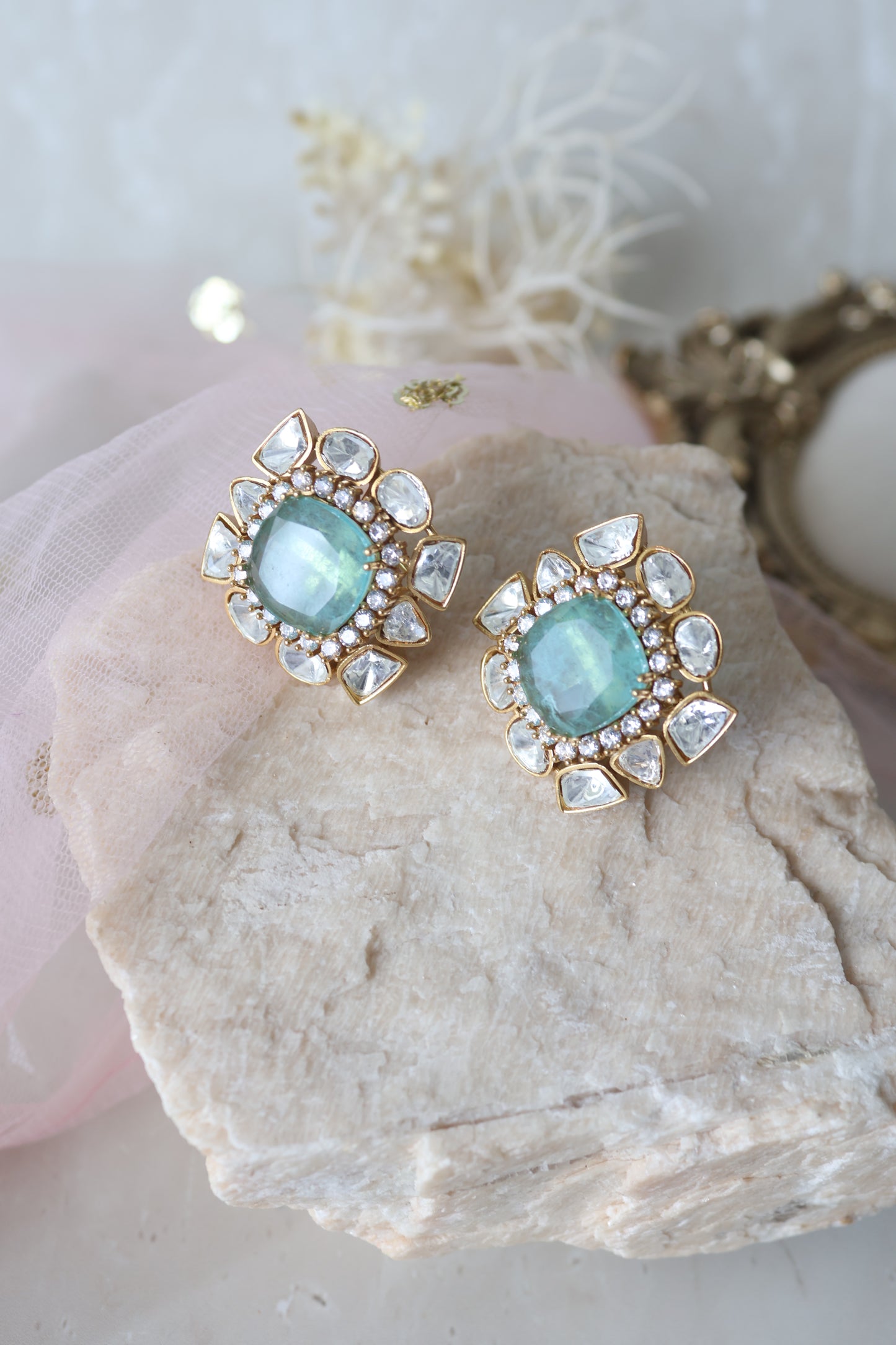 Chloe studs - Aqua blue