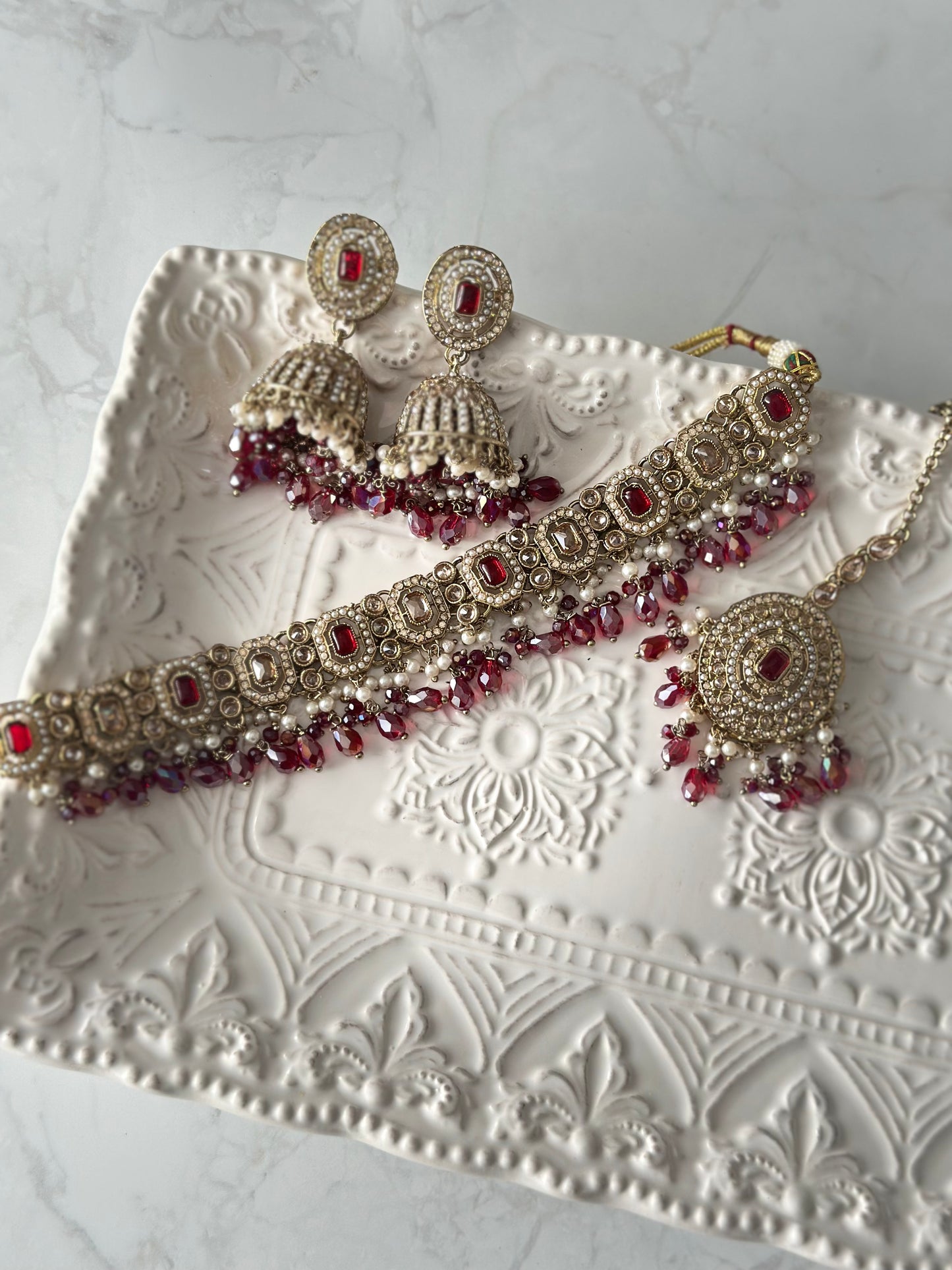 Sofia necklace set - Ruby