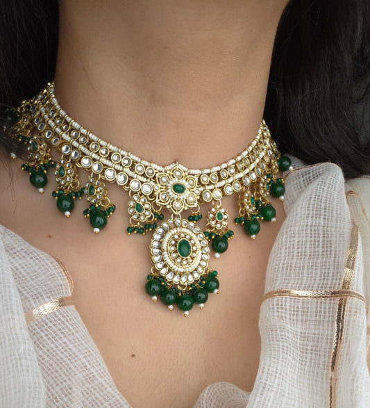Suhana necklace set - White