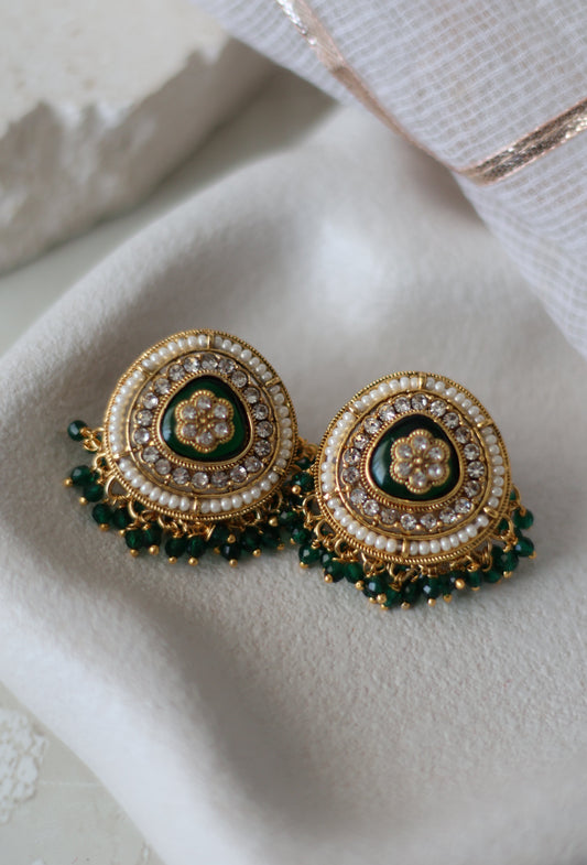 Himani studs - Green