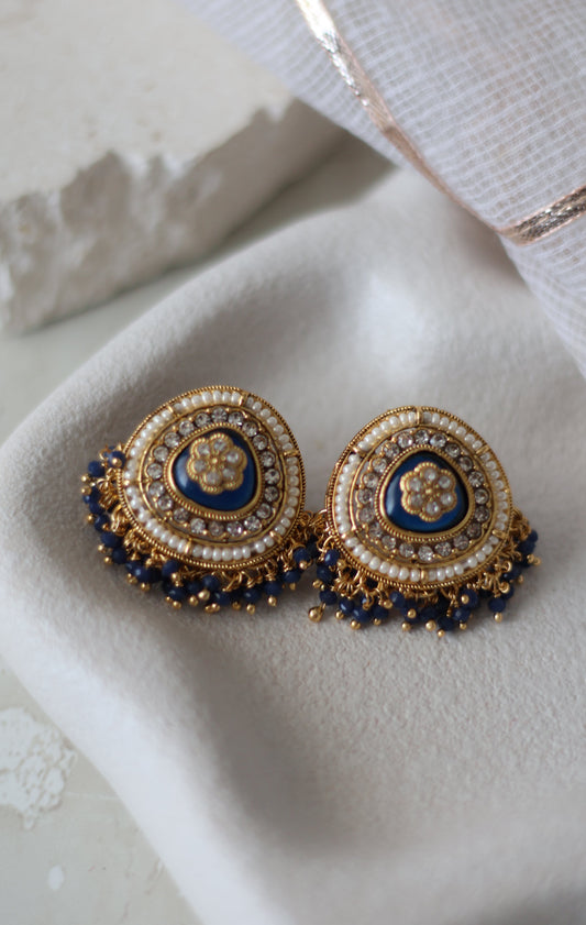 Himani studs - Navy