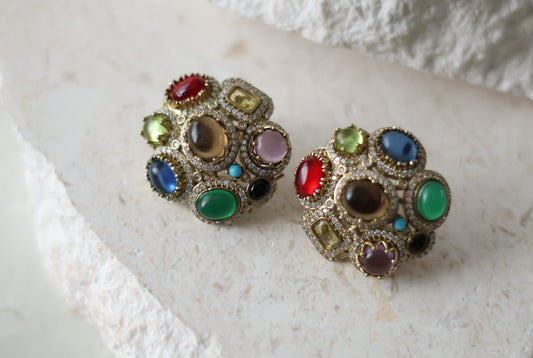 Amber studs - Brown