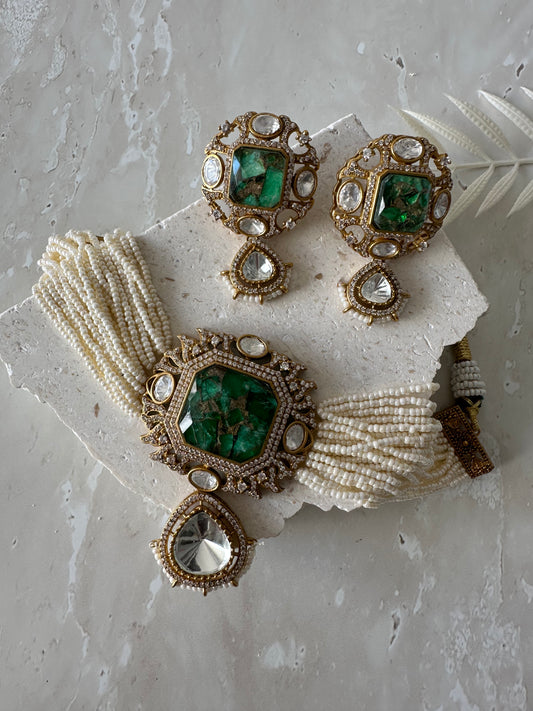 Shirin necklace set