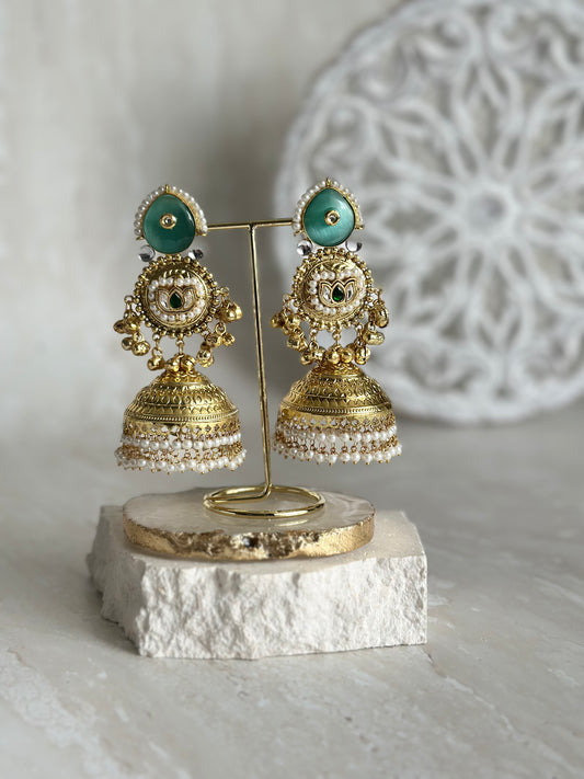 Alnaaz jhumke - Mint green