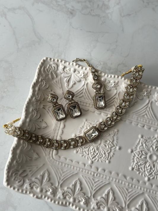 Alina necklace set - Crystal