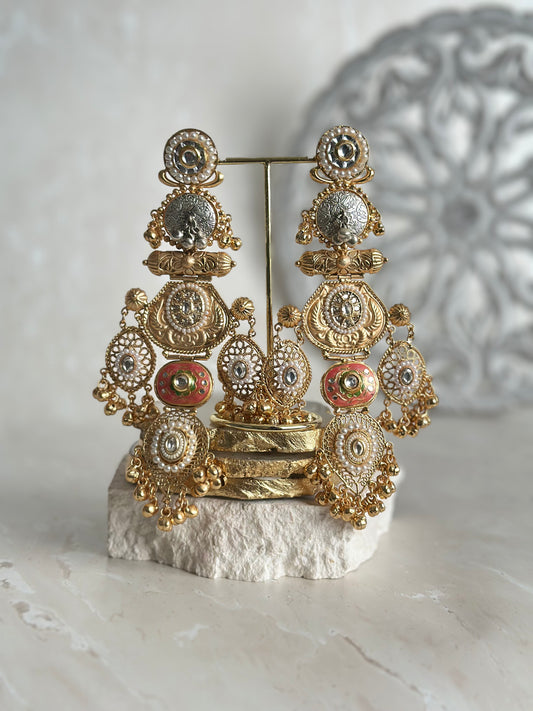 Aamnaa earrings - Peach