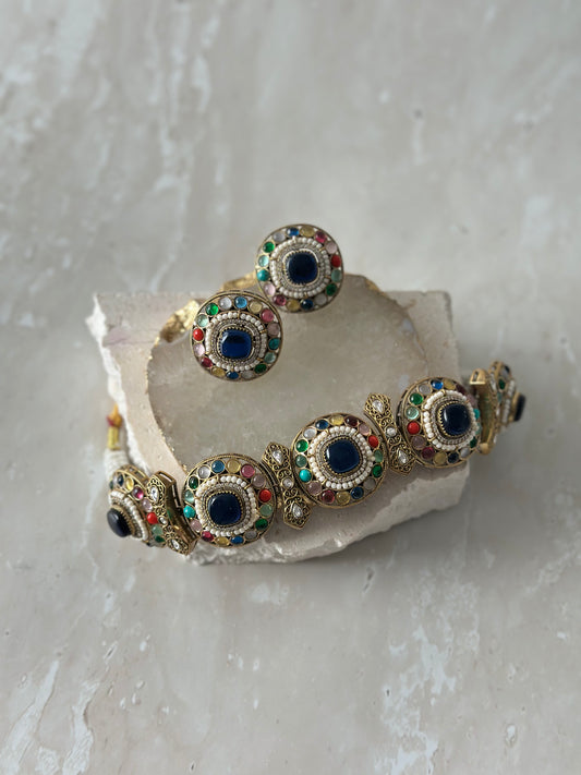 Saanvi necklace set