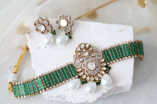 Divya necklace set