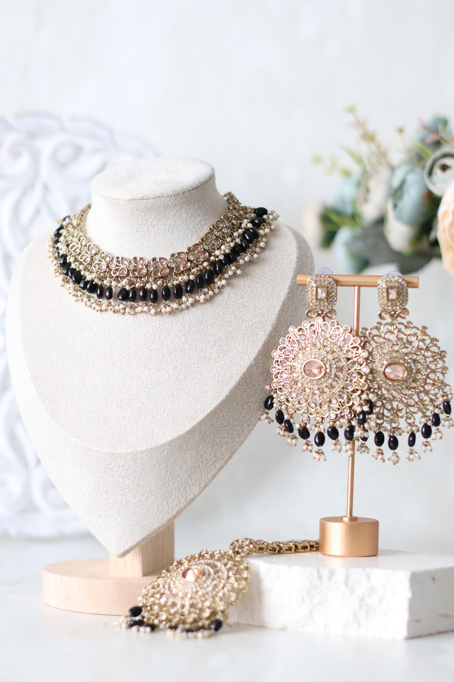 Heer necklace set  - Black