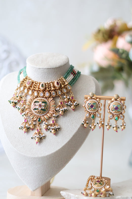 Lara Necklace set