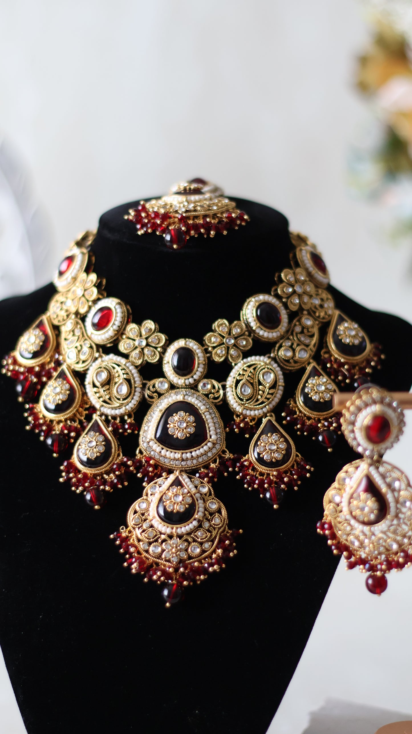 Jannat necklace set - Ruby