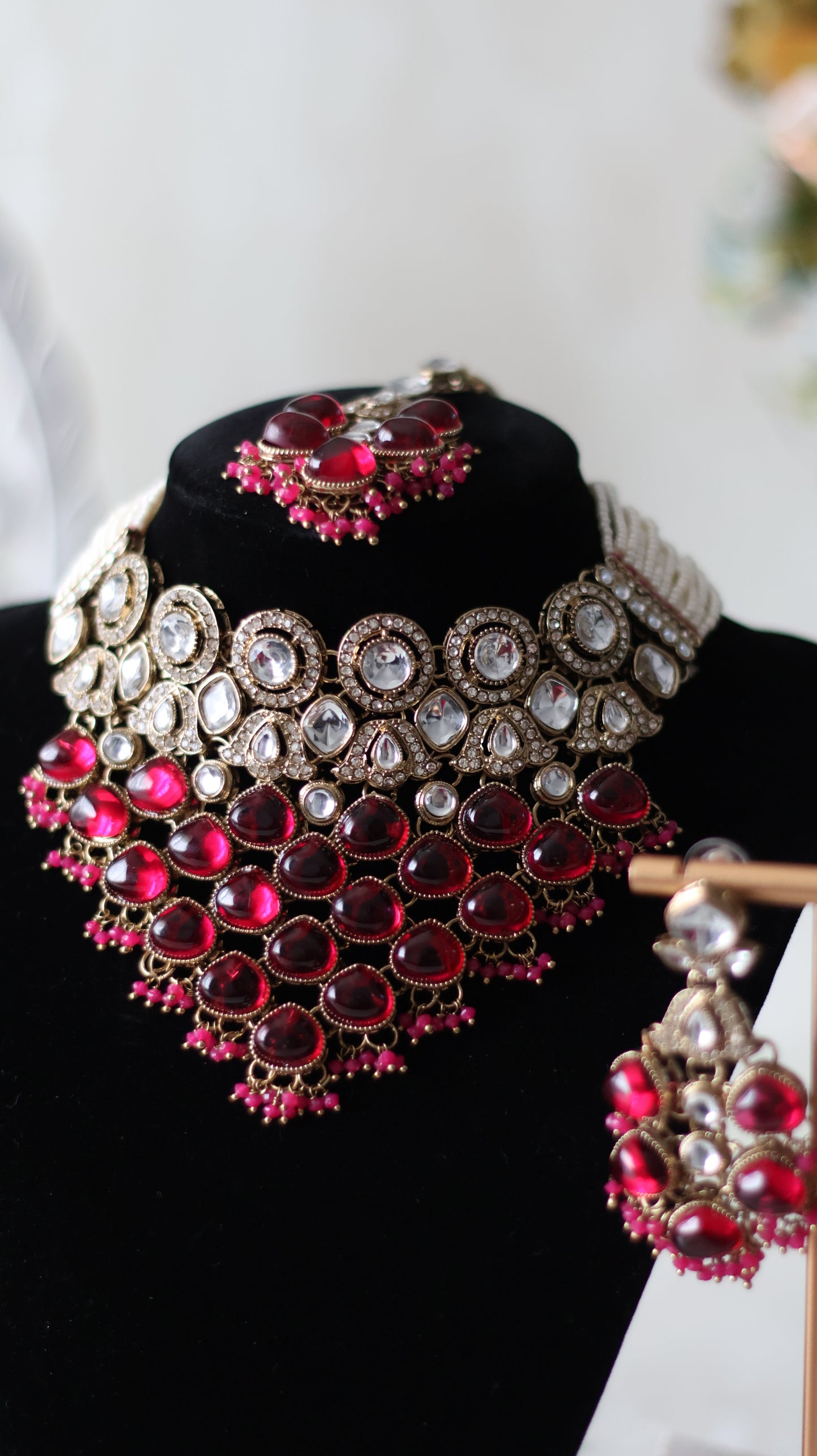 Aamna necklace set - Ruby