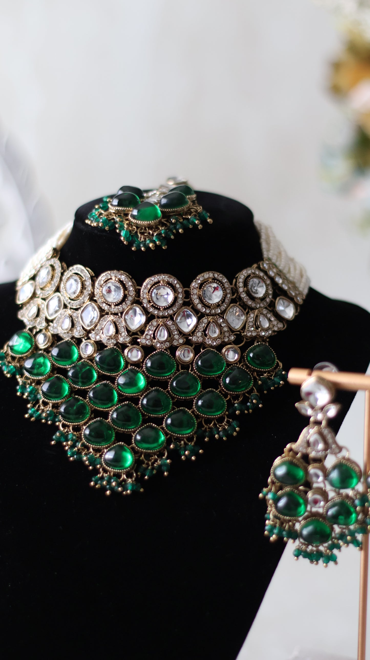 Aamna necklace set - Green