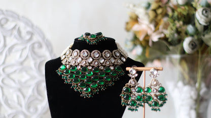 Aamna necklace set - Green
