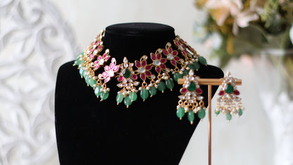 Nysa Necklace Set