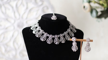 Azla necklace set