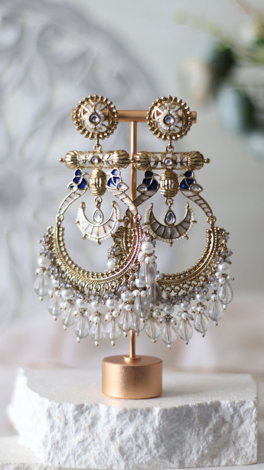 Laila earrings - Light Grey