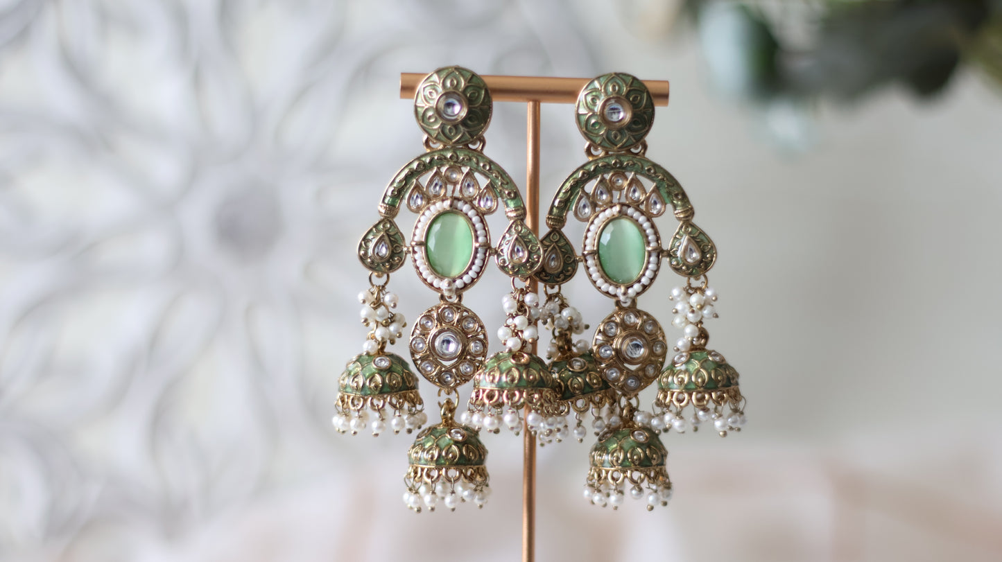 Amaira earrings - Sage