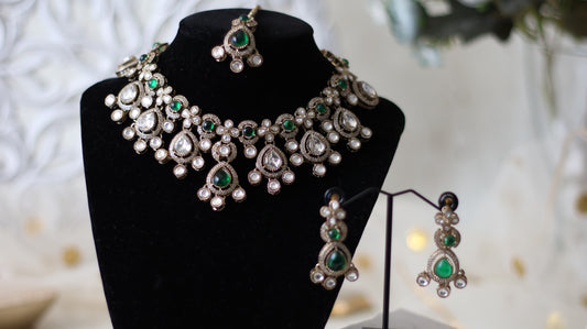 Naina Necklace set - Green