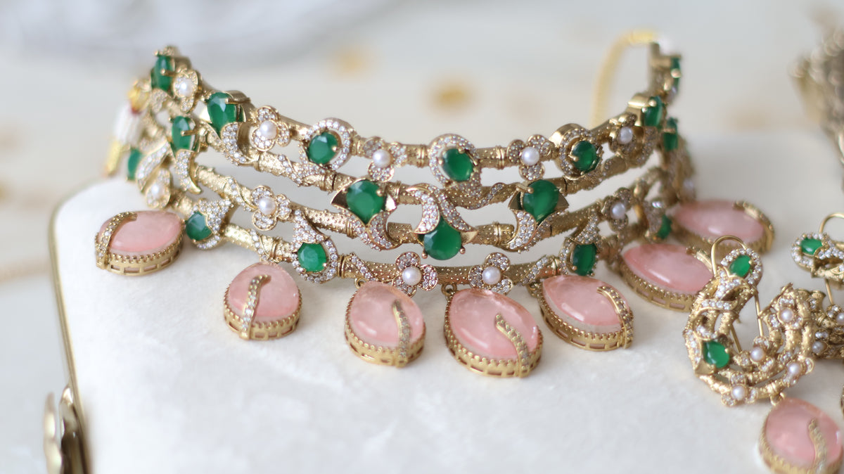 Wafa Necklace set - Pink