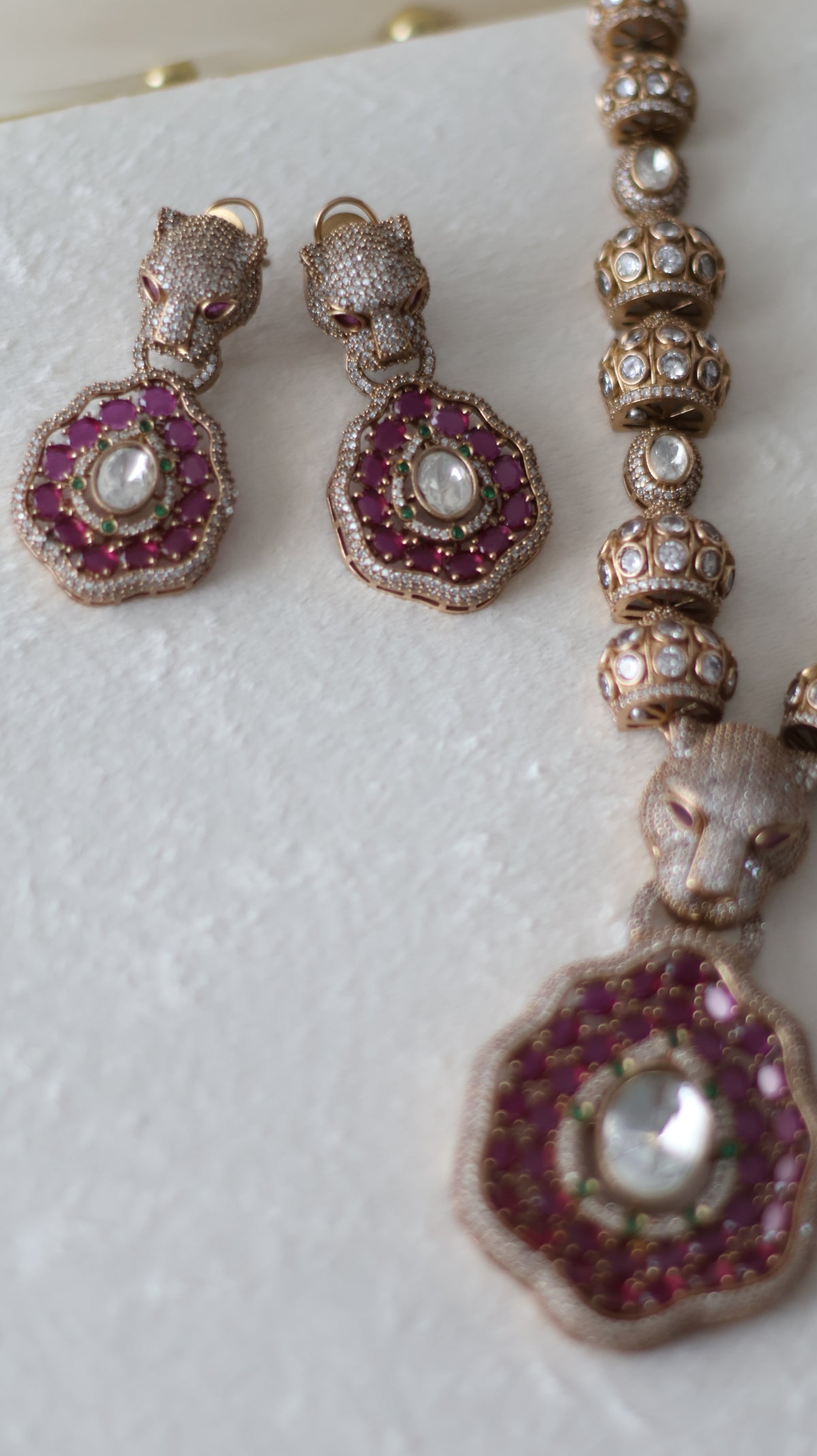 Manraj necklace set