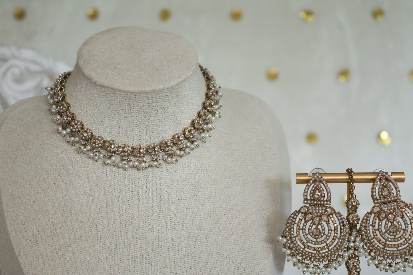 Sonya necklace set - White