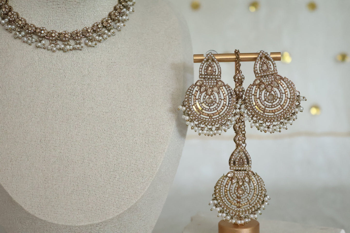 Sonya necklace set - White