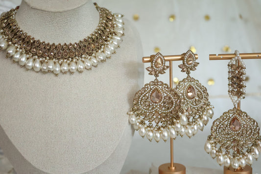Sanjana necklace set - Pearl