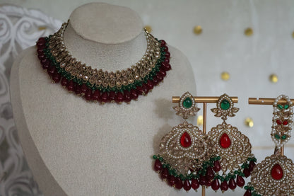 Sanjana necklace set - Green