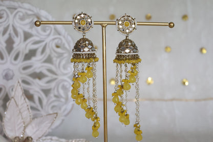 Farah jhumke