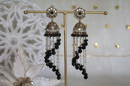 Farah jhumke