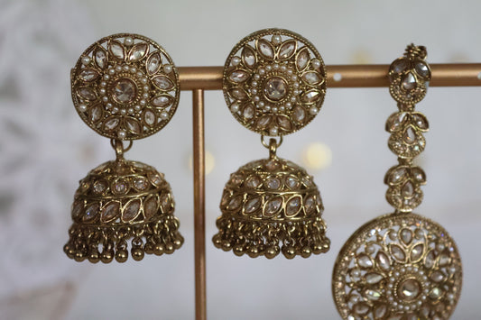 Sehaj earrings tikka set - Gold