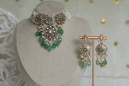 Juhi necklace set - Green