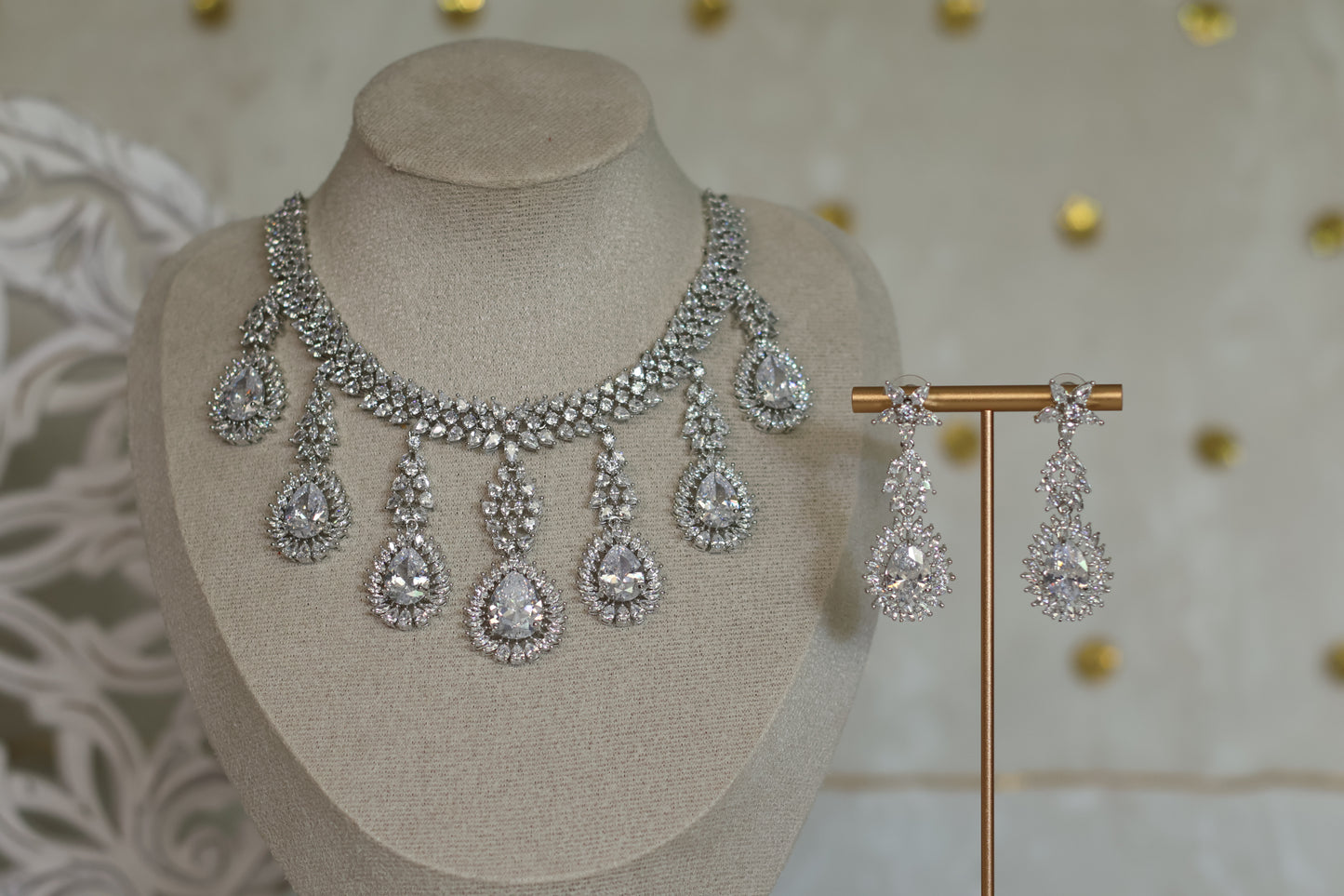 Alex necklace set