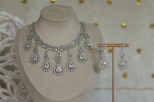 Alex necklace set