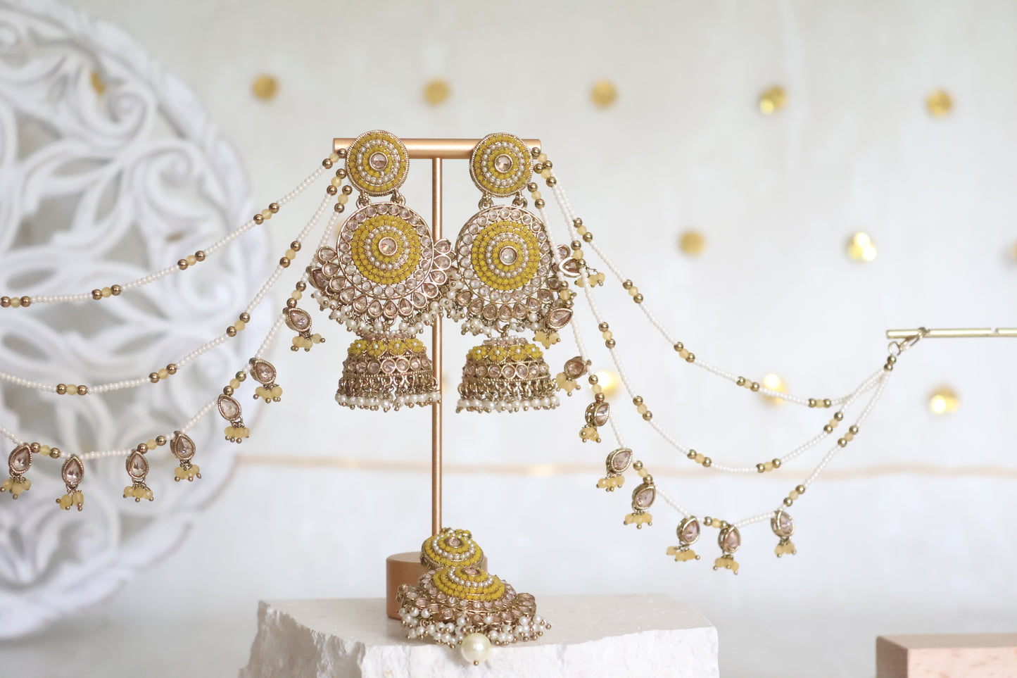 Kelly earrings tikka set - Yellow