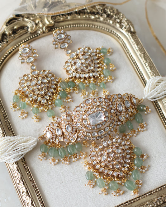 Radhika necklace set - White