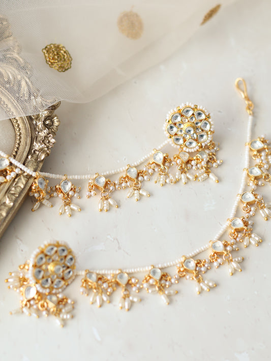 Mala studs