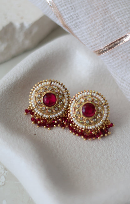 Alia studs - Fuschia
