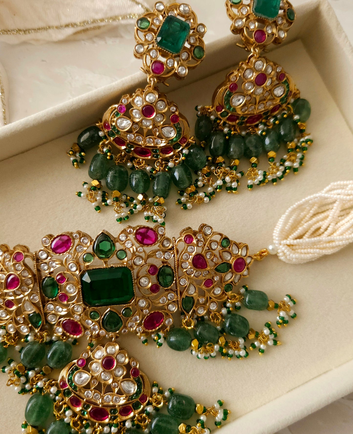 Radhika necklace set - Emerald
